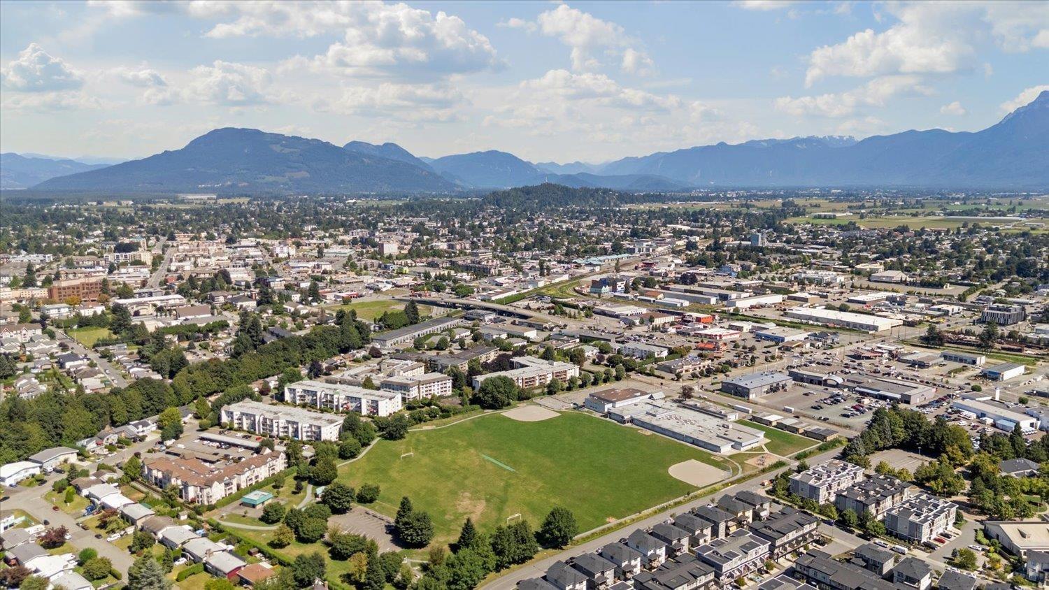 307 45598 MCINTOSH DRIVE, Chilliwack Proper South, Chilliwack