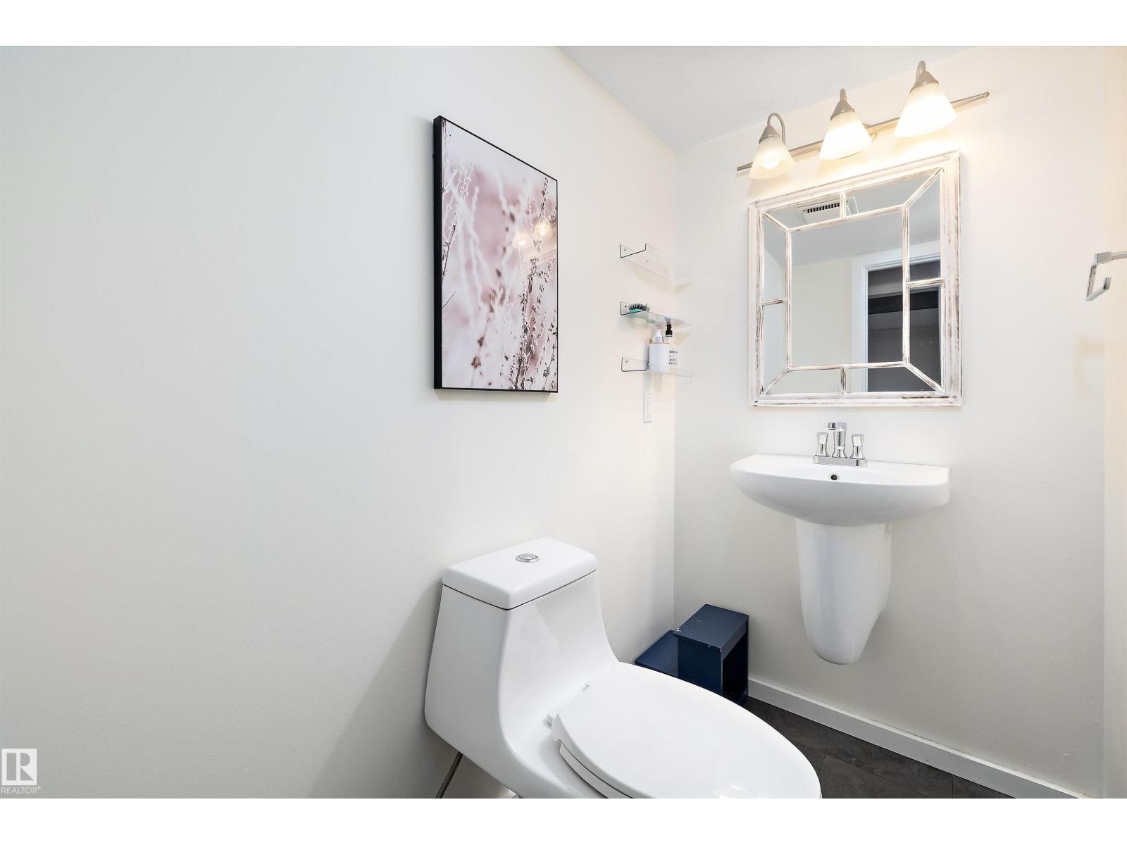 Single Family House Bungalow for Sale in  BEACON CR St. Albert 