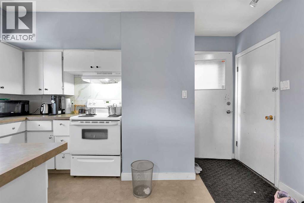 4617 Stanley Road SW Photo 18 - Calgary Real Estate