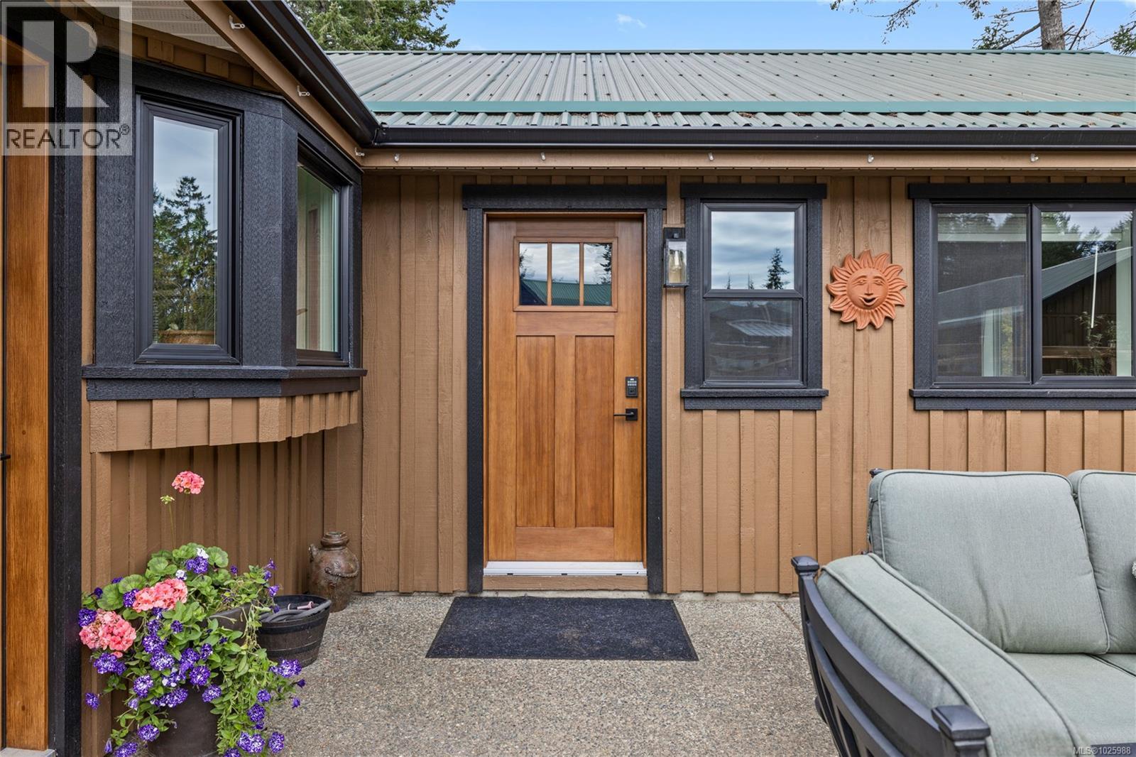 2040 Saddle Dr, Nanoose Bay