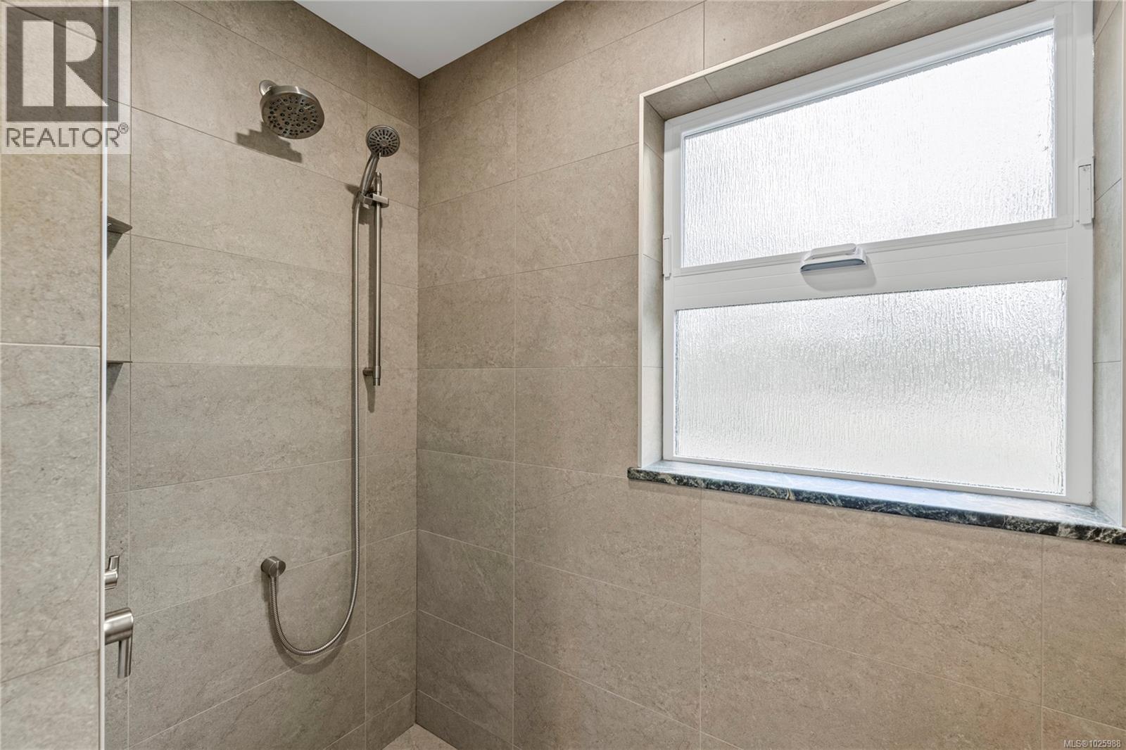 2040 Saddle Dr, Nanoose Bay