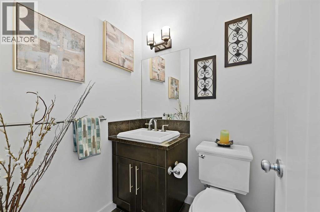 Single Family House for Sale in  Springbluff Boulevard SW Springbank Hill Calgary 