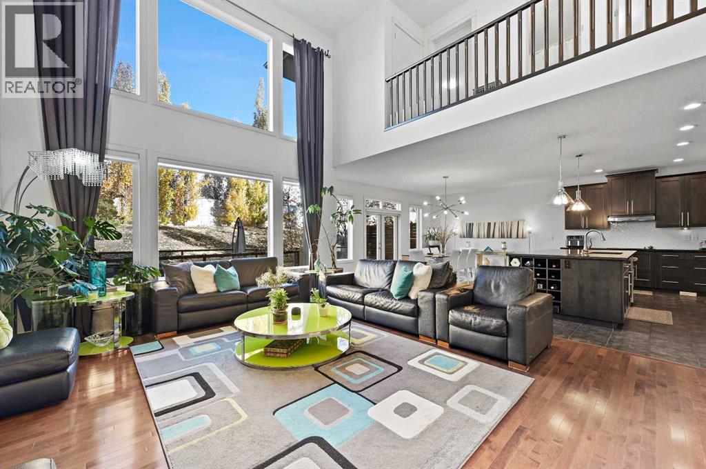 Single Family House for Sale in  Springbluff Boulevard SW Springbank Hill Calgary 