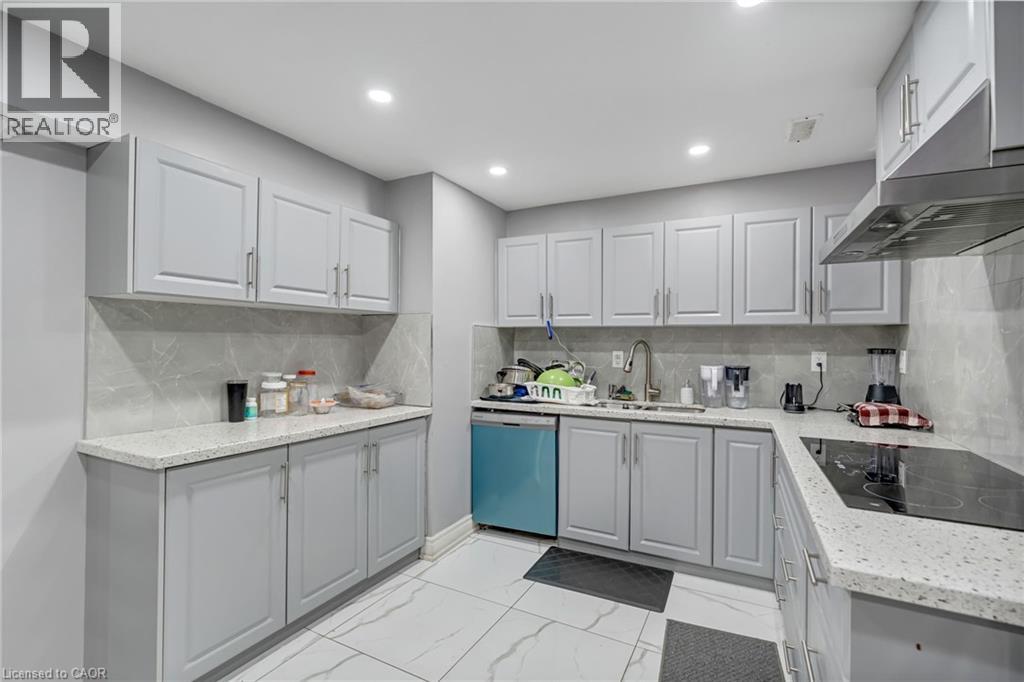 161 HAVELOCK DRIVE - 33