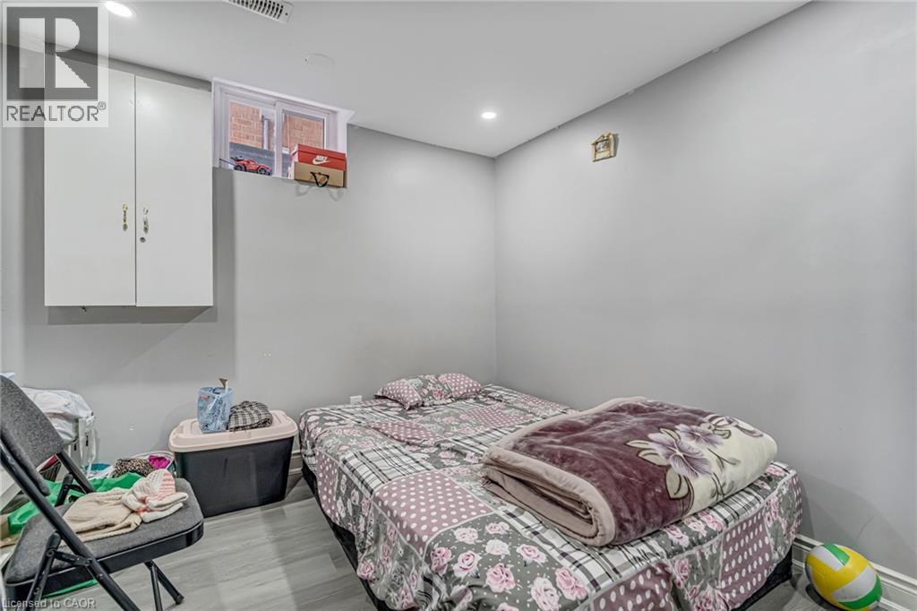 161 HAVELOCK DRIVE - 35
