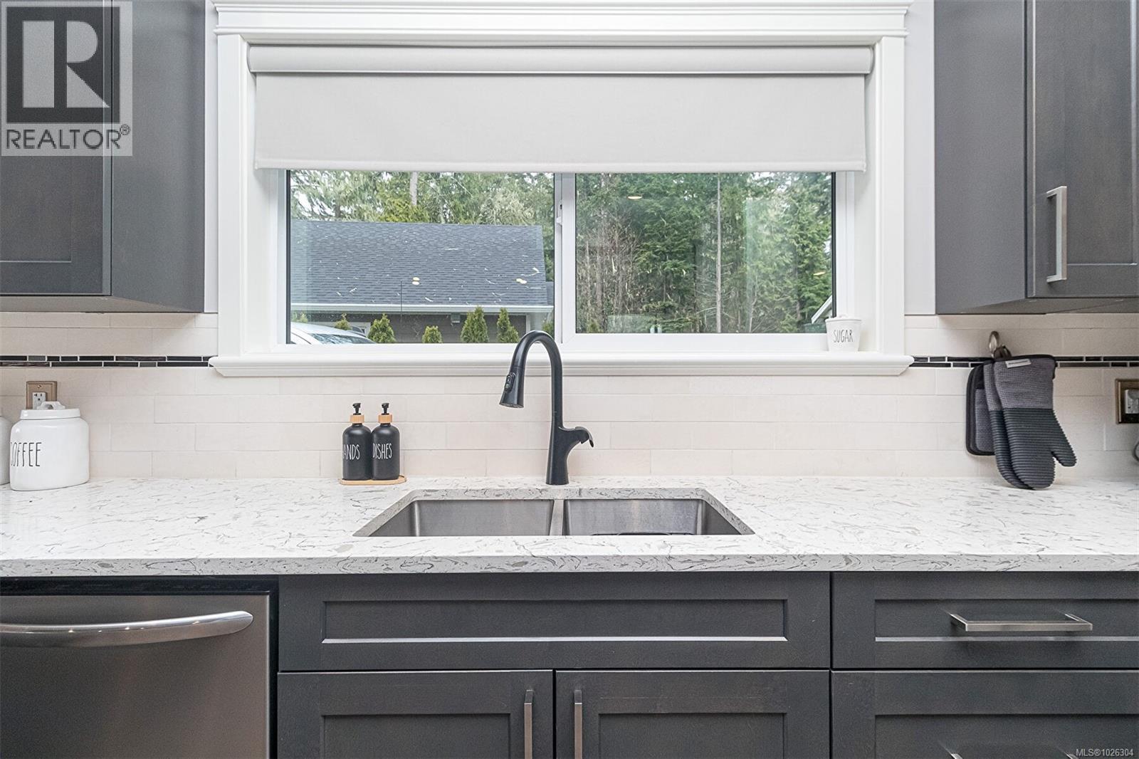  1996 Glenidle Road, Sooke