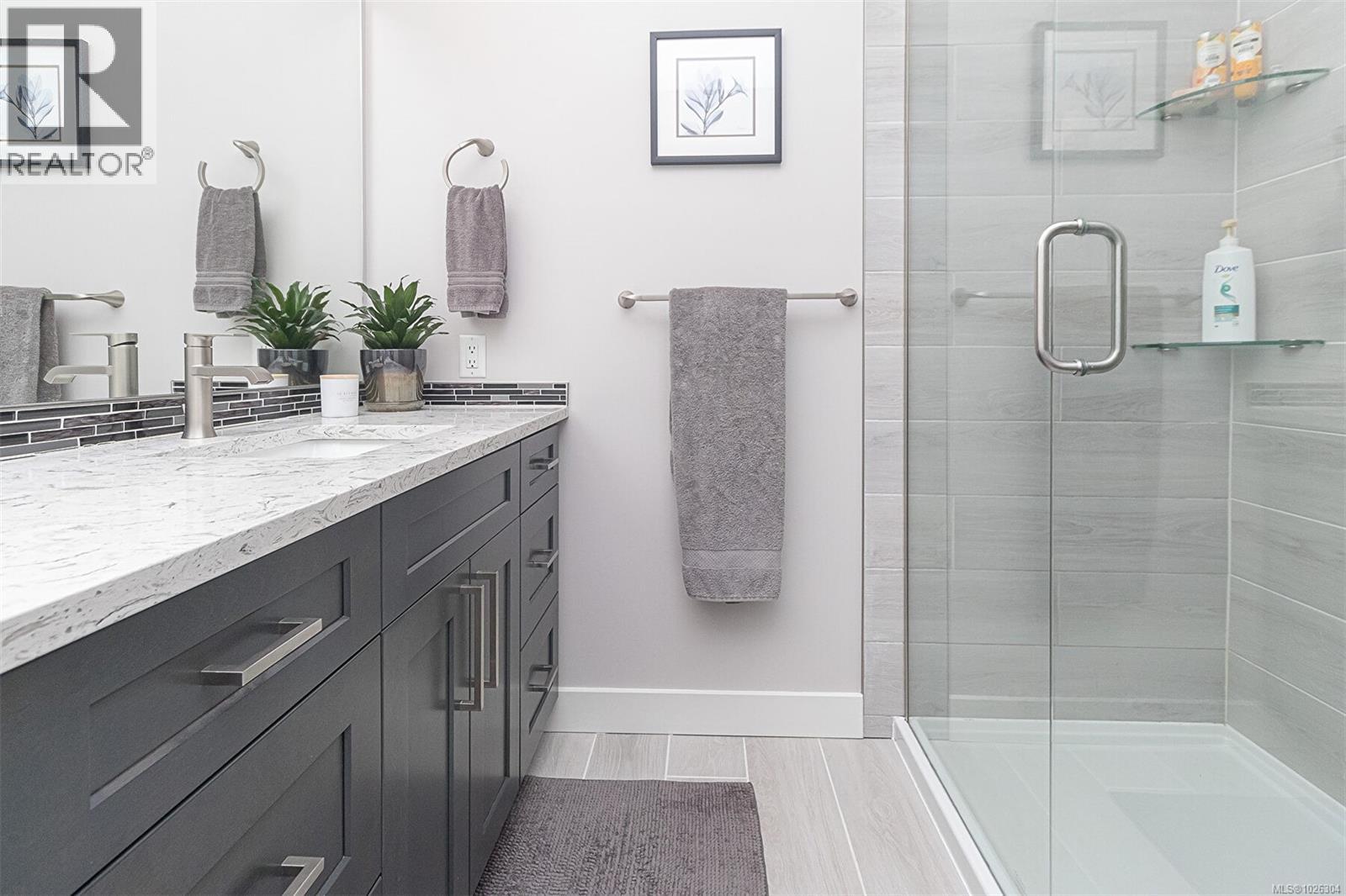  1996 Glenidle Road, Sooke