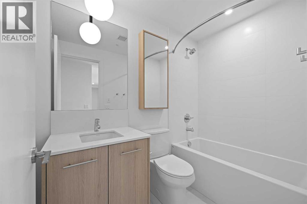 Single Family House for Sale in    Avenue SW Eau Claire Calgary 