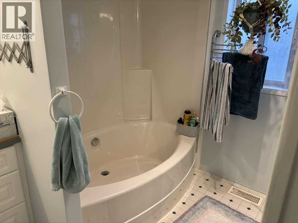 4980 VERNON STREET - 15