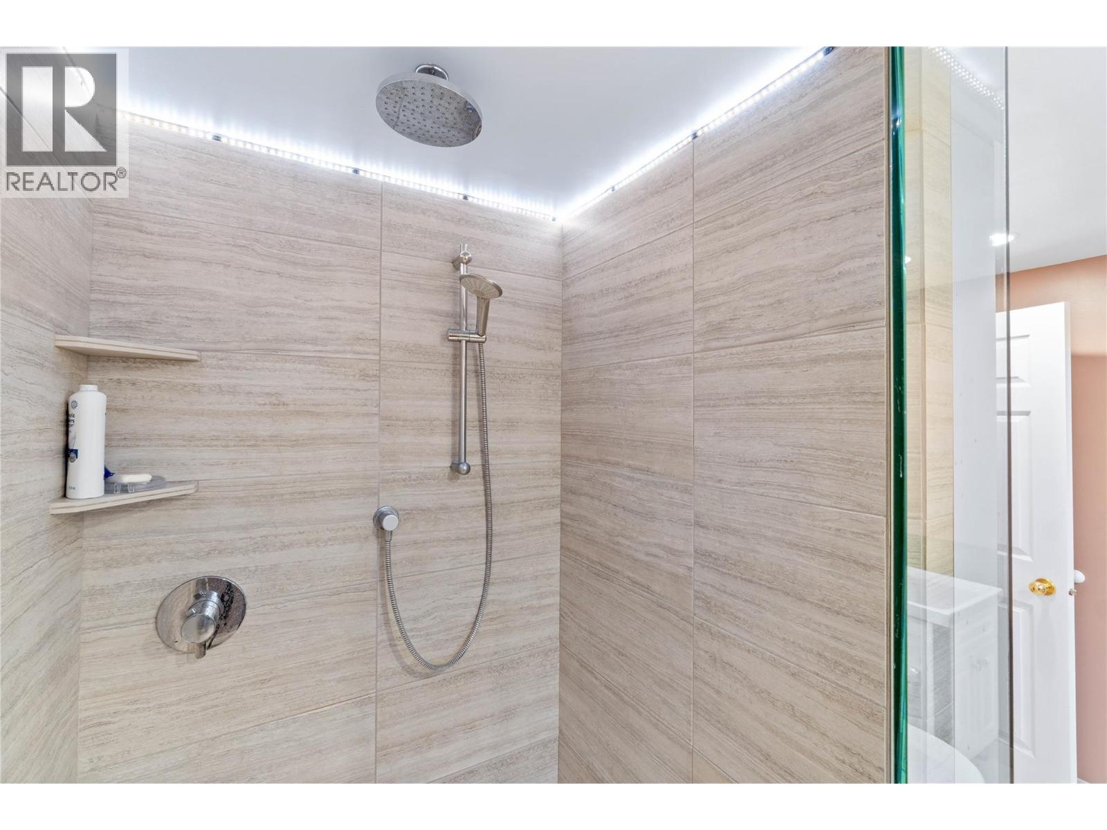 1869 MCKINLEY Court, Kamloops