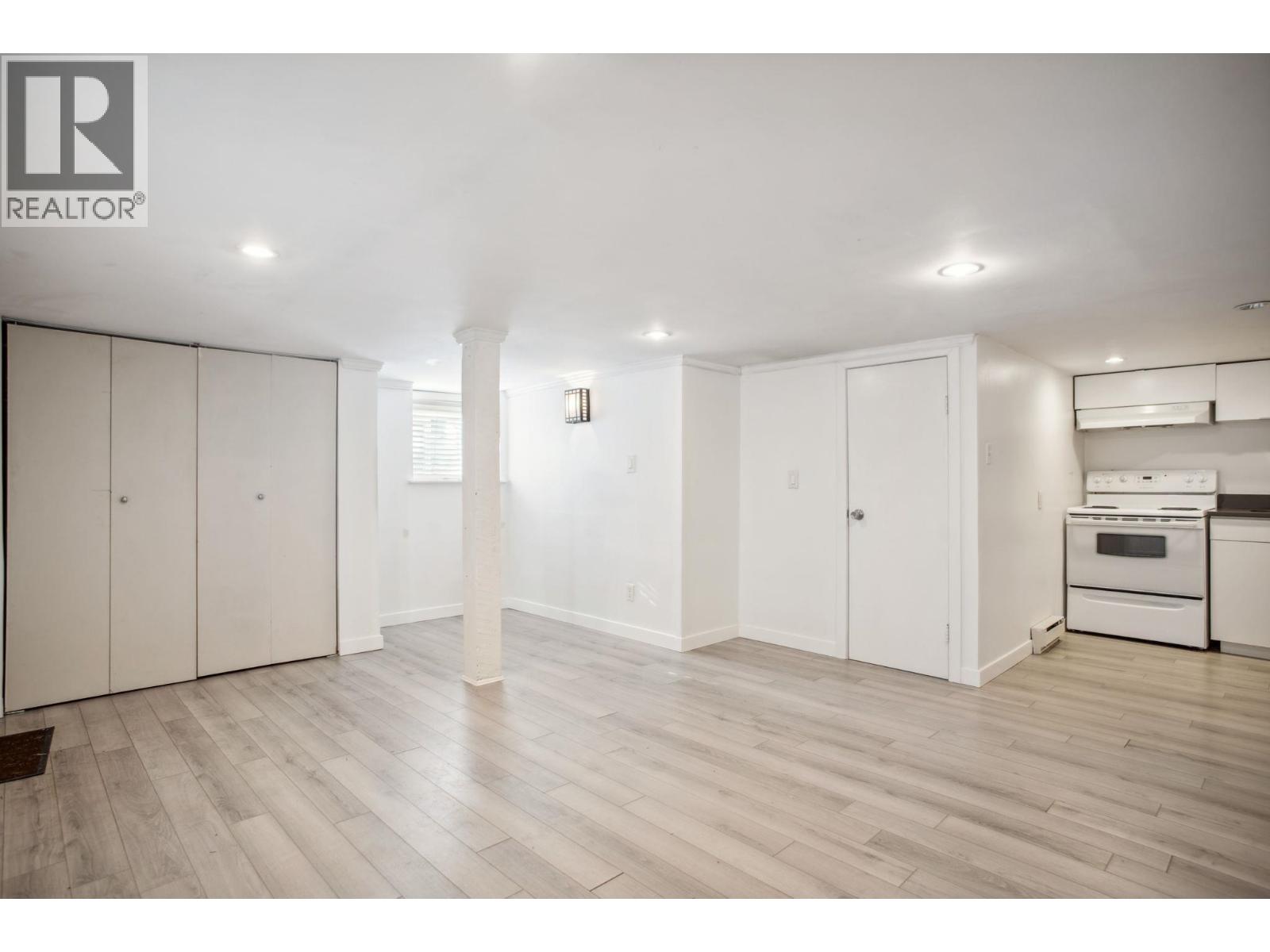 3617 ADANAC STREET, Vancouver