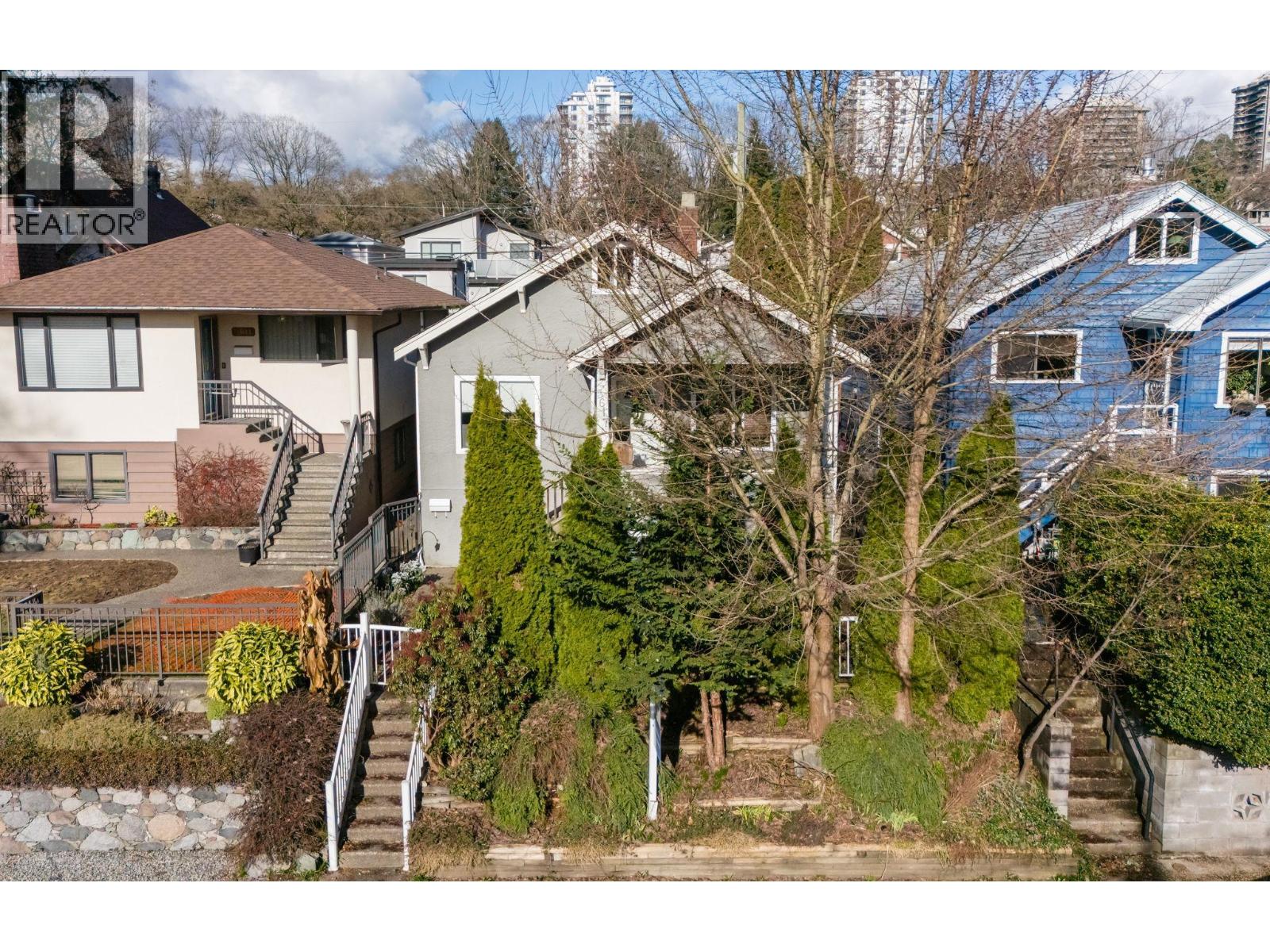 3617 ADANAC STREET, Vancouver