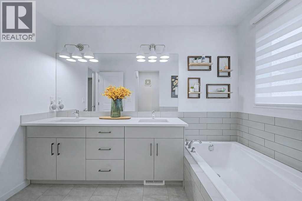 Single Family House for Sale in  Hotchkiss Common SE Hotchkiss Calgary 