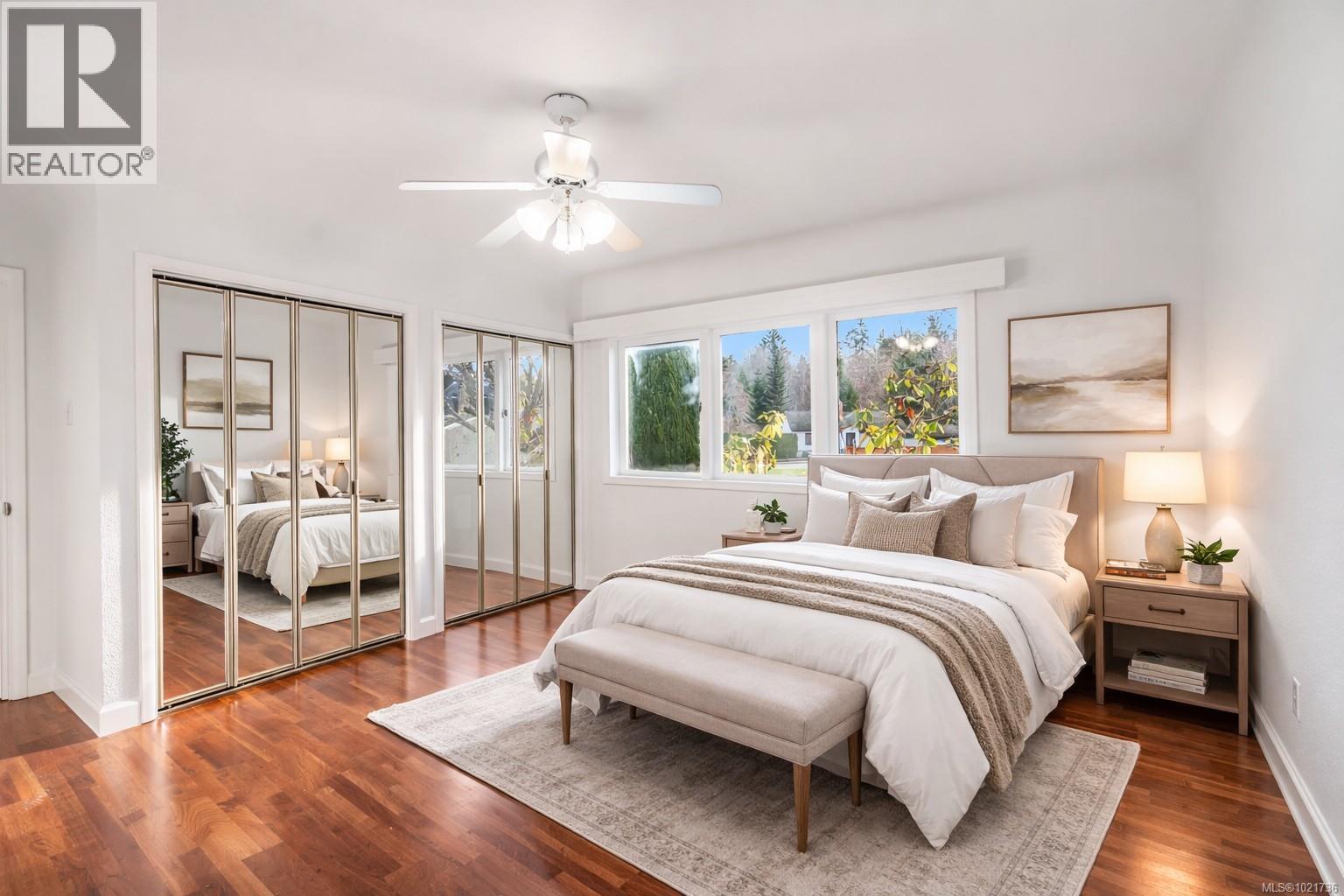 441 Memorial Ave, Qualicum Beach