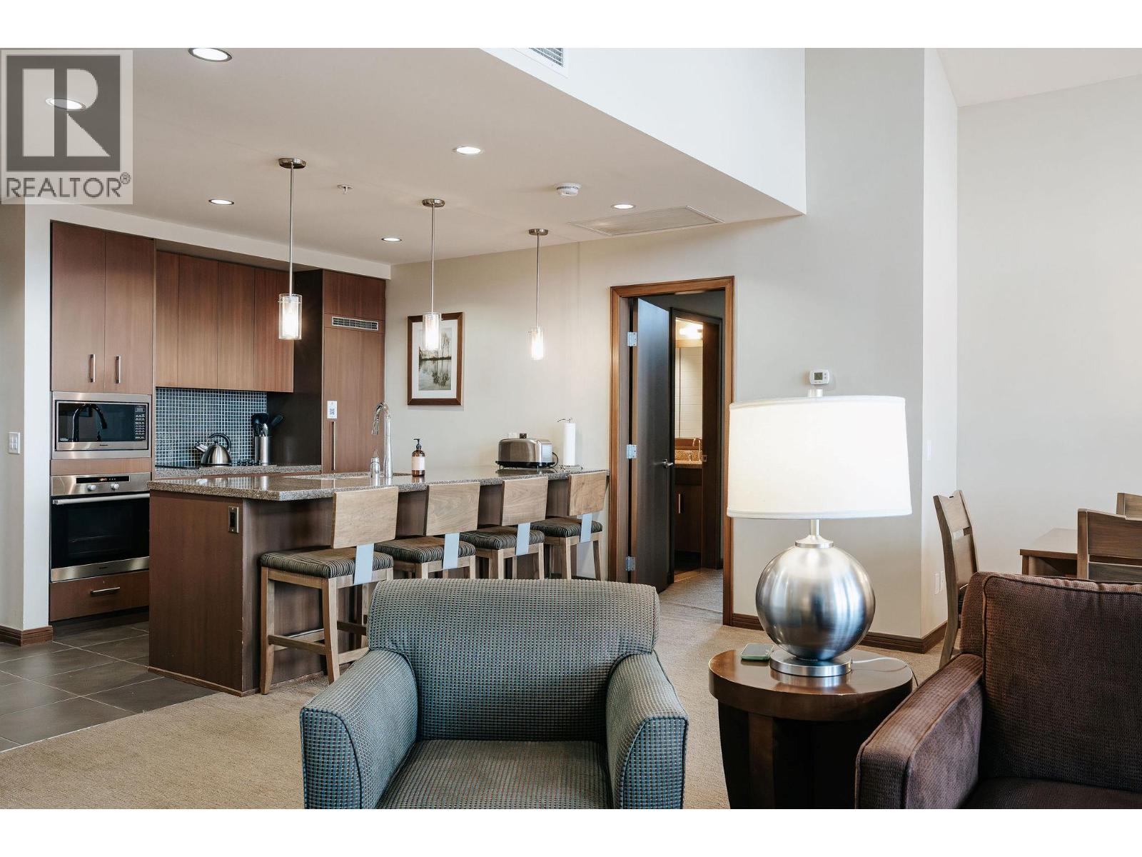 2950 Camozzi Road Unit# 1501, Revelstoke