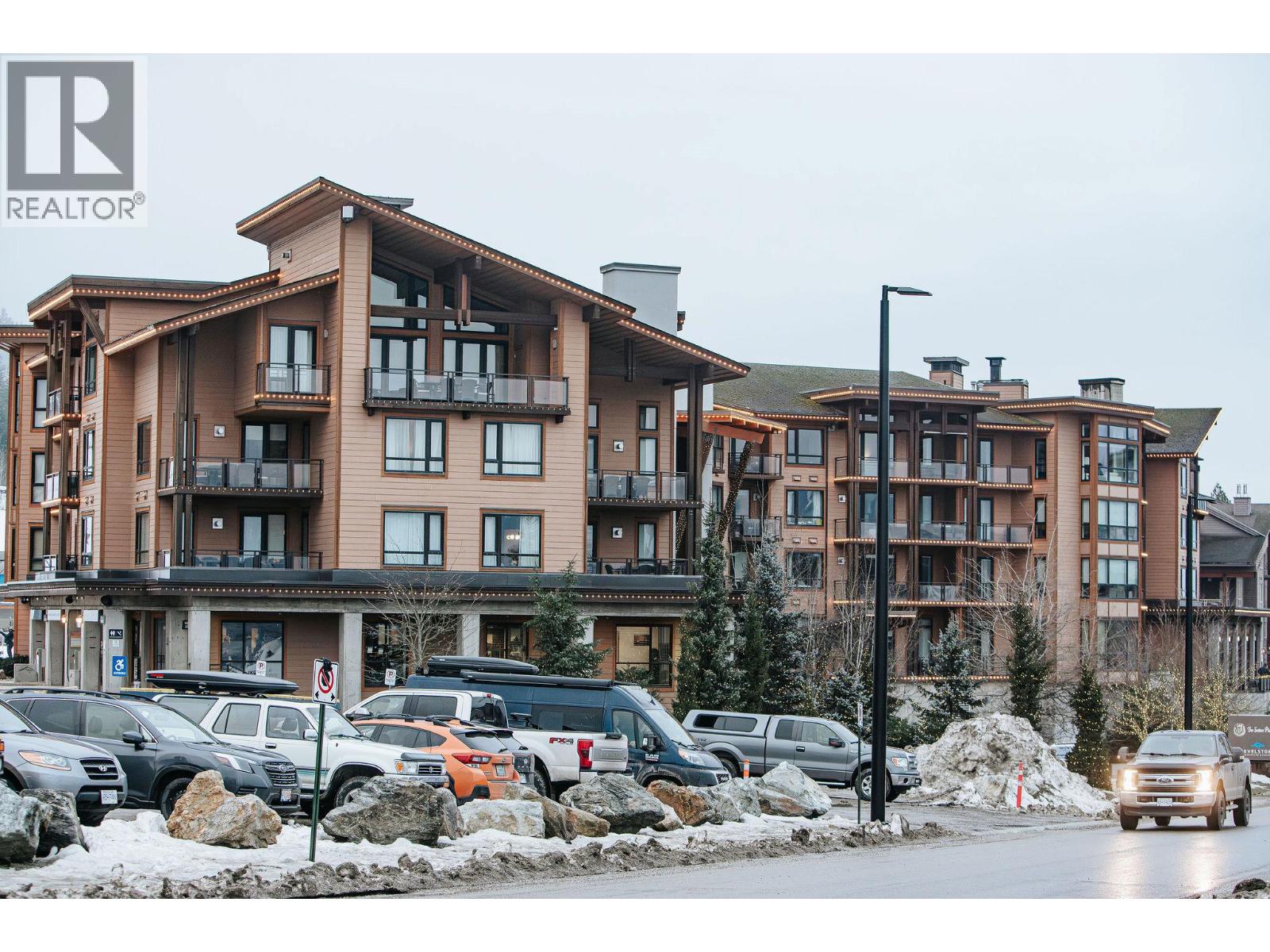 2950 Camozzi Road Unit# 1501, Revelstoke