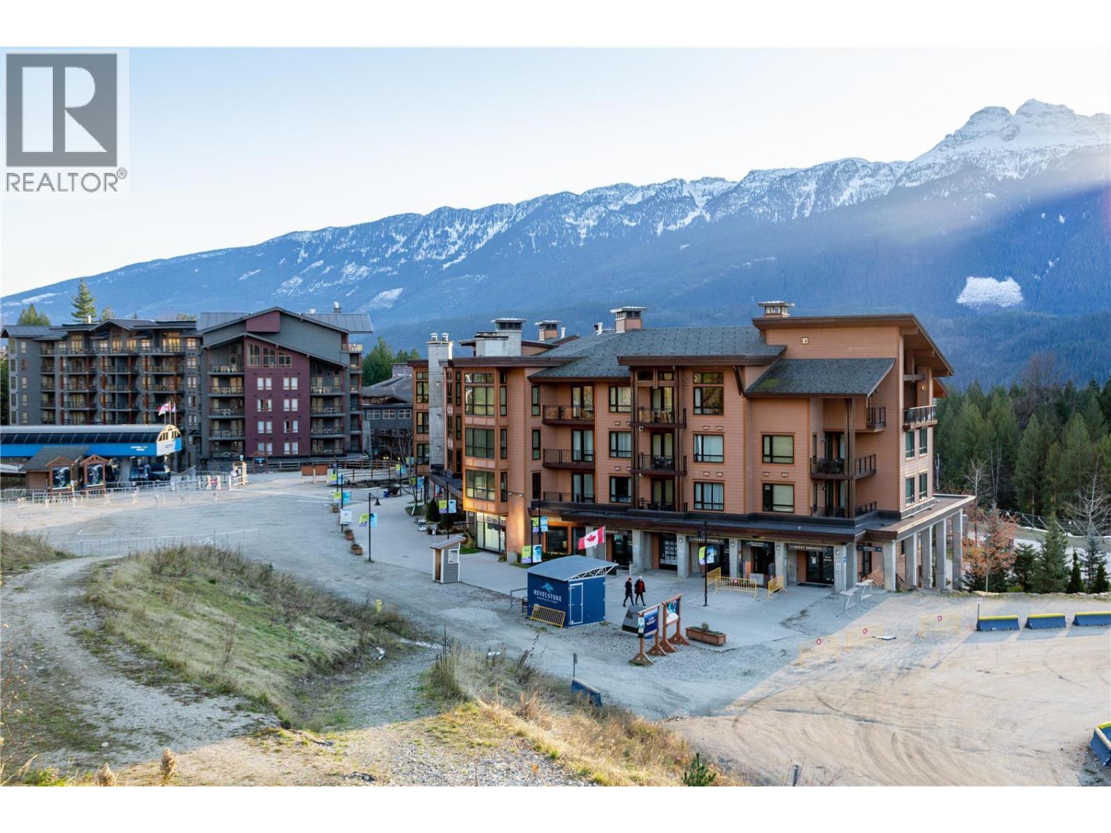 2950 Camozzi Road Unit# 1501, Revelstoke
