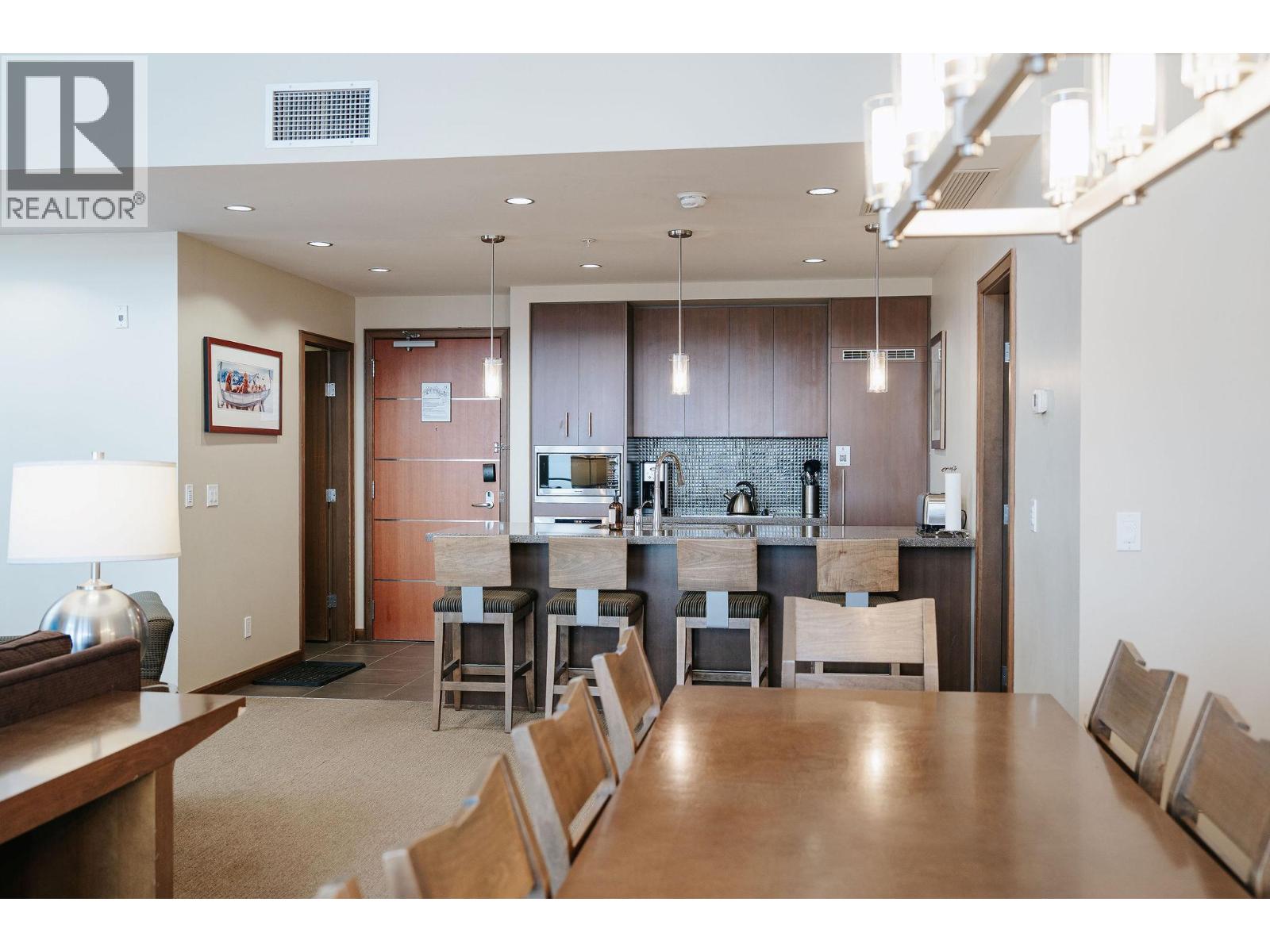 2950 Camozzi Road Unit# 1501, Revelstoke