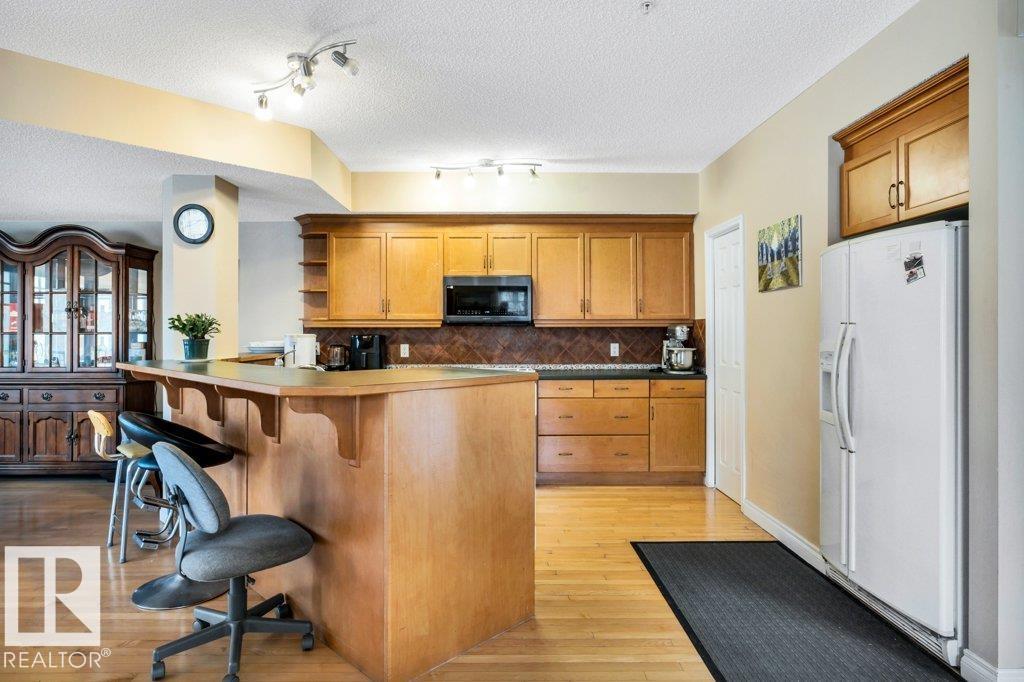 #201 9819 96A ST NW, Edmonton