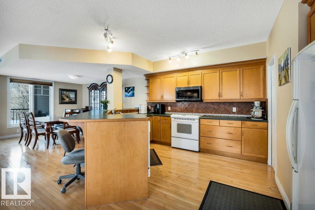 #201 9819 96A ST NW, Edmonton