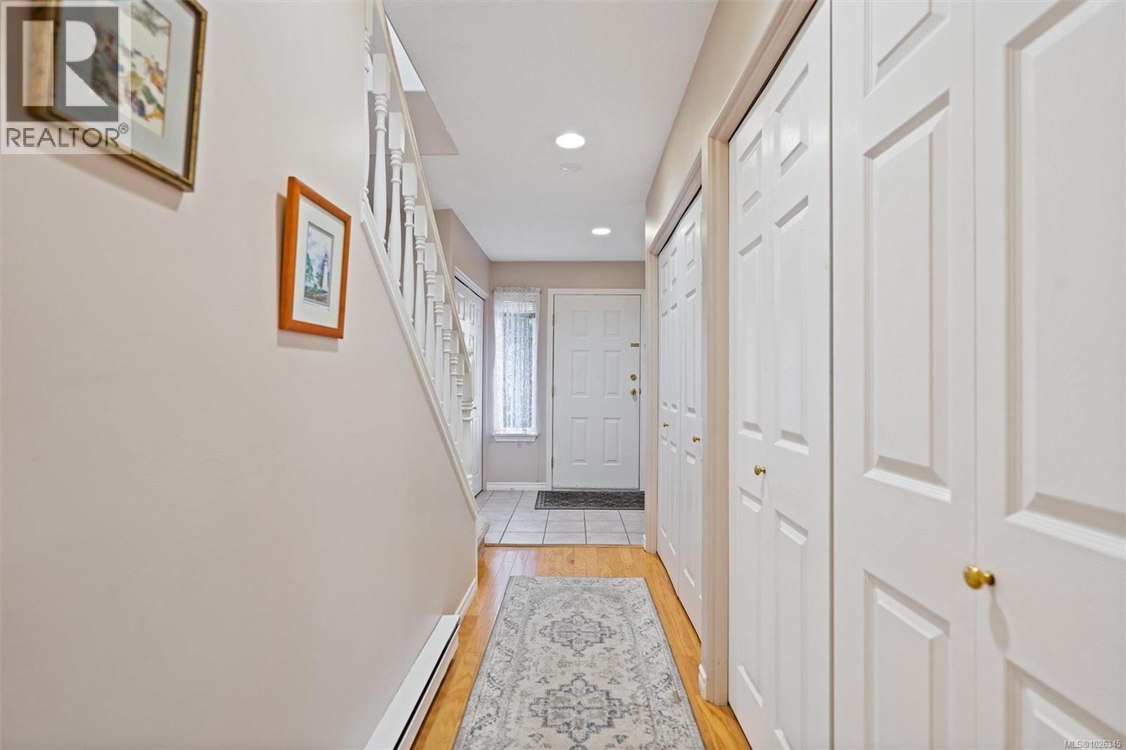 7 2715 Shelbourne Street, Victoria