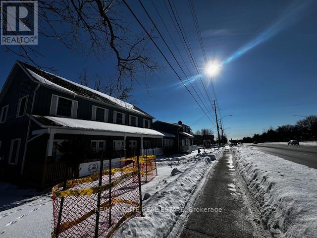 9861 LESLIE STREET - Photo 3 of 13, Richmond Hill (Headford Business Park), Ontario