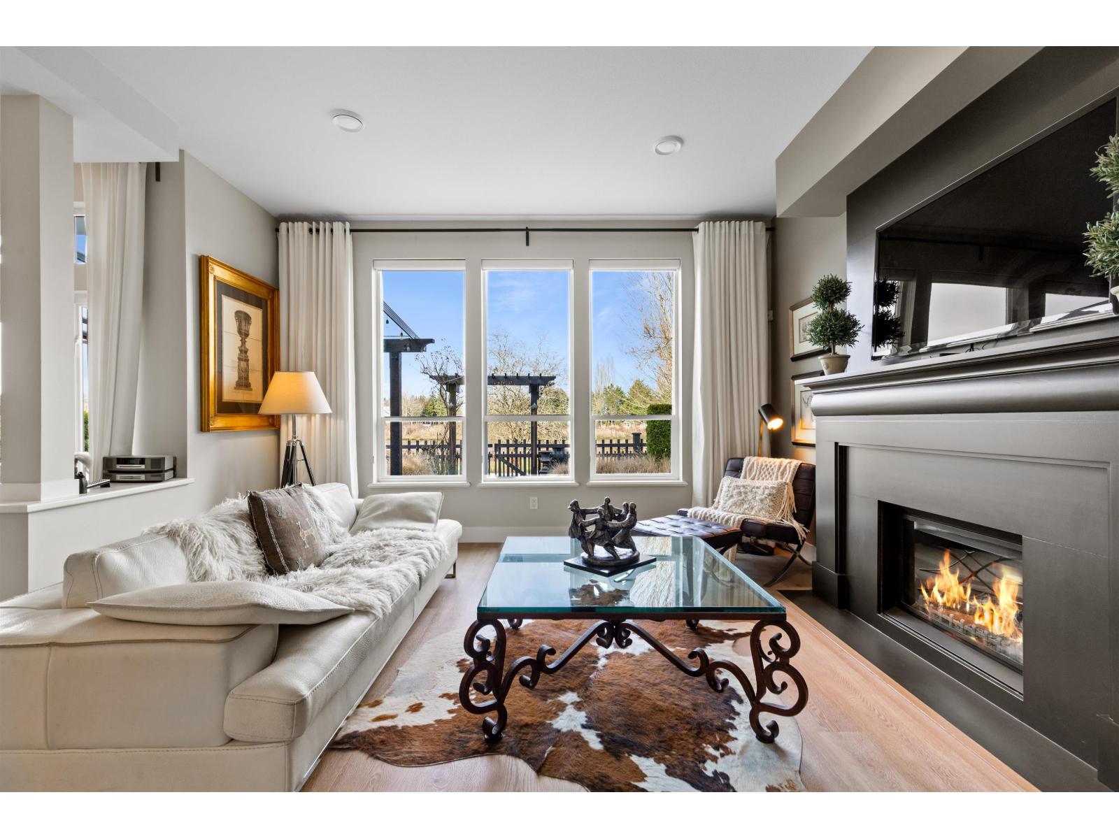 14279 37 AVENUE, Surrey