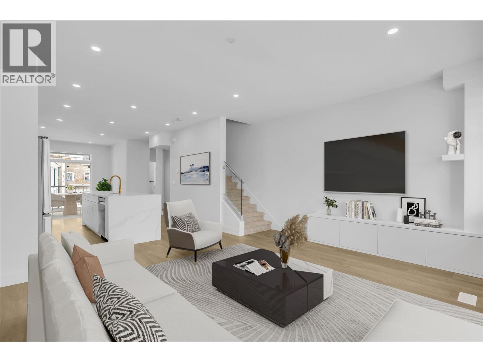 103 5300 Main Street, Kelowna