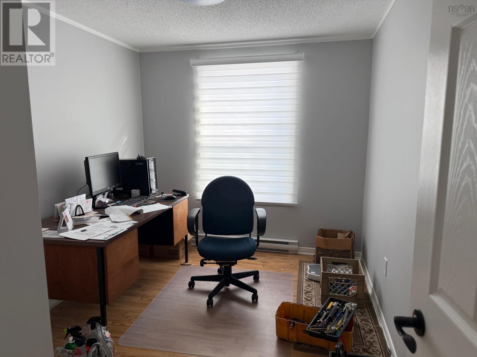 Property 18 of 30 of 174 Sherbrooke Avenue