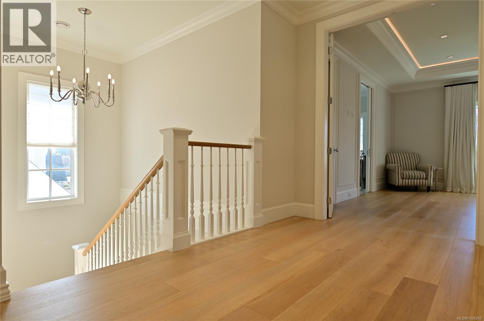  2777 Dewdney Avenue, Oak Bay