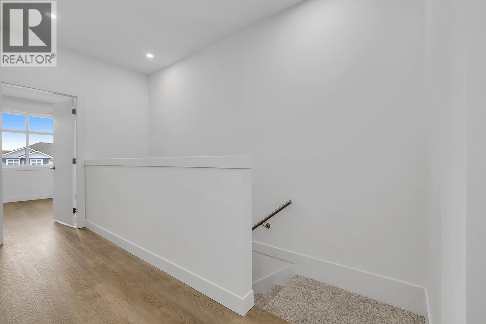 121 5300 Main Street, Kelowna