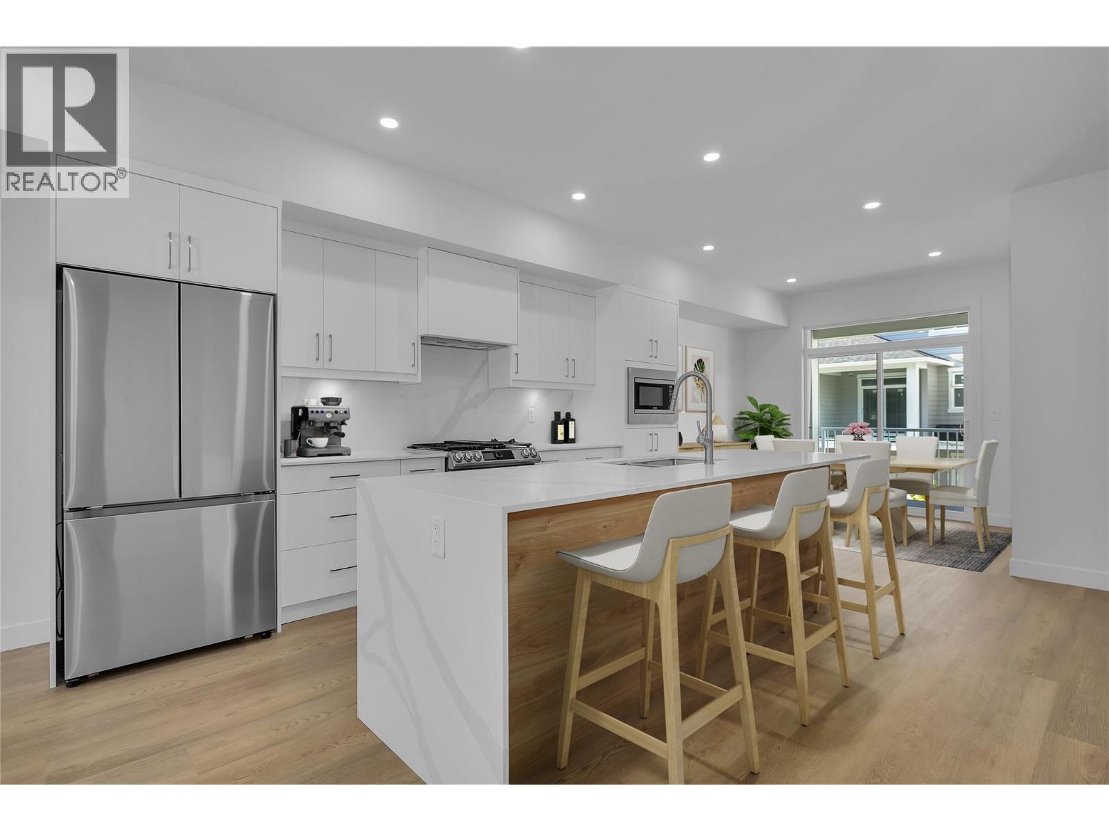 121 5300 Main Street, Kelowna