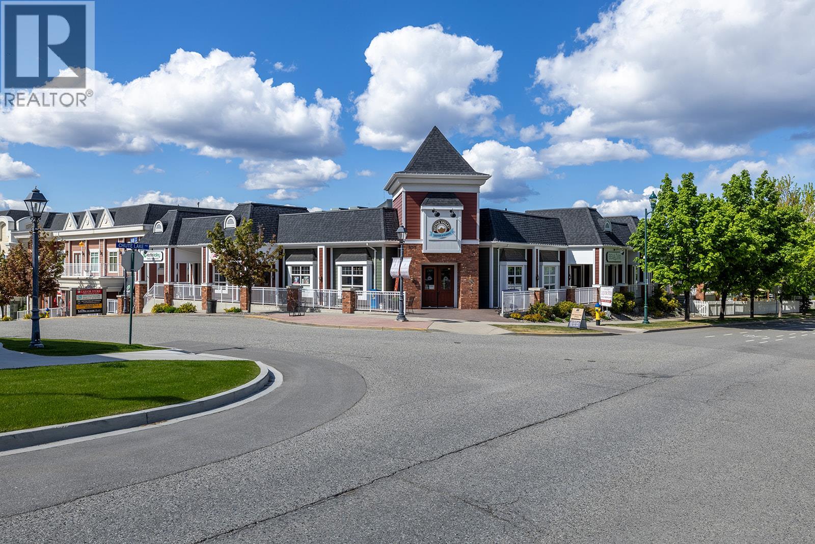 121 5300 Main Street, Kelowna