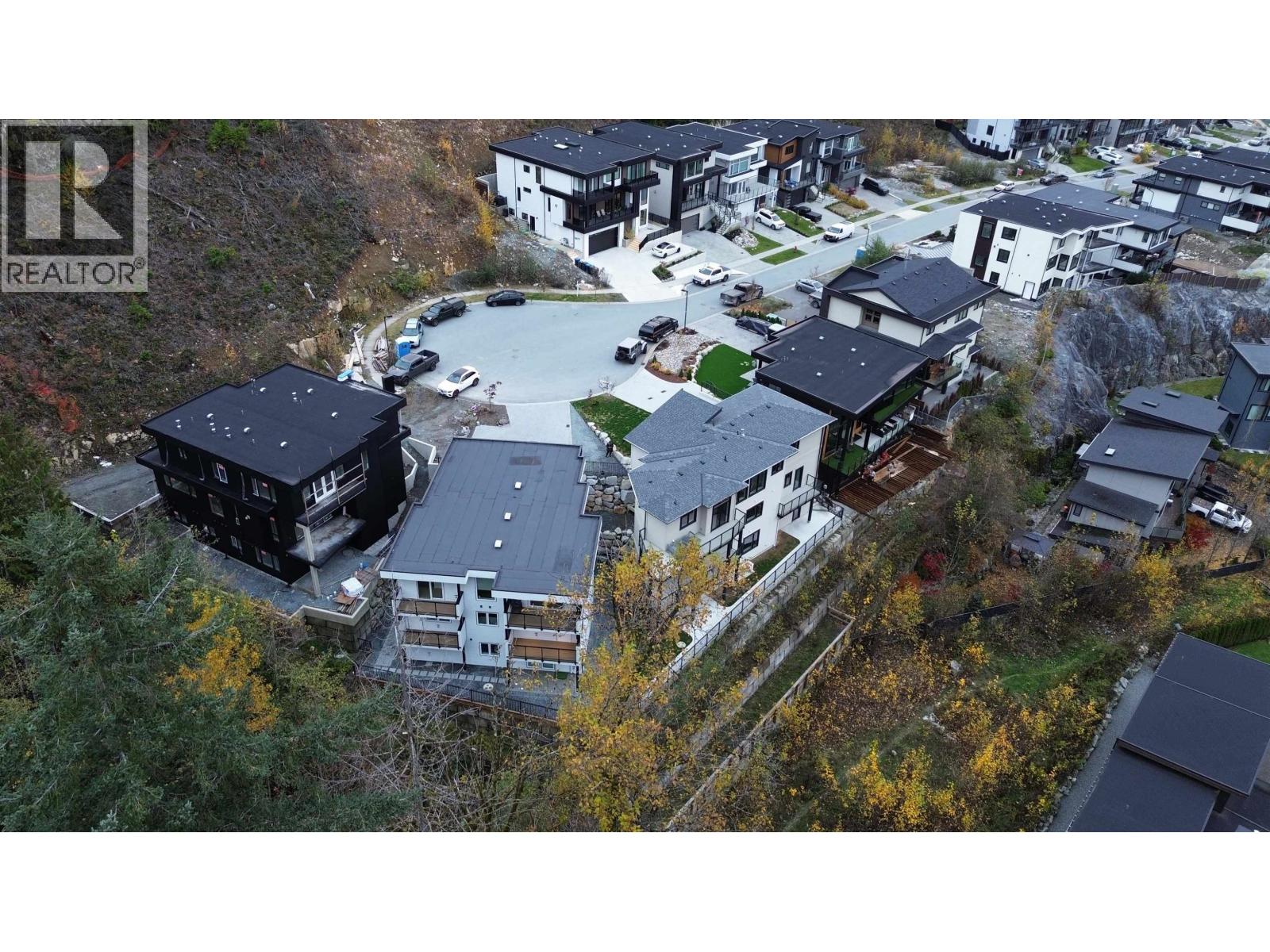 39 3385 MAMQUAM ROAD, Squamish