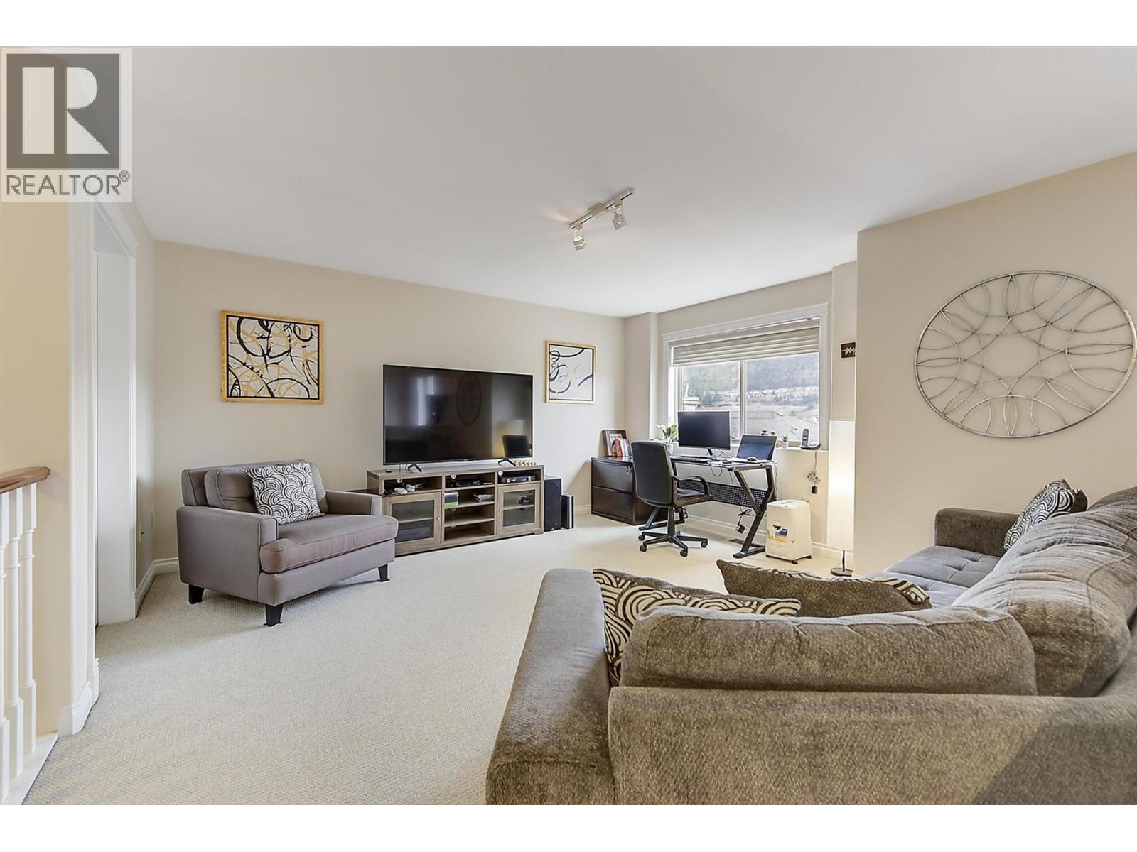 #108 550 Glenmeadows Road - 26