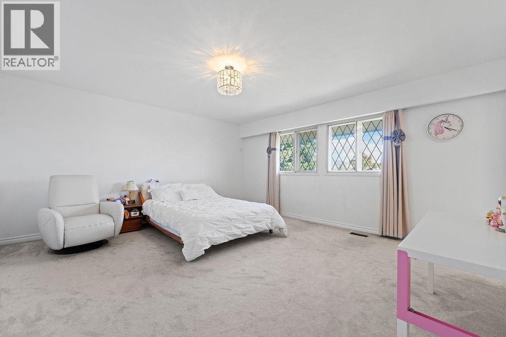 685 KING GEORGES WAY, West Vancouver