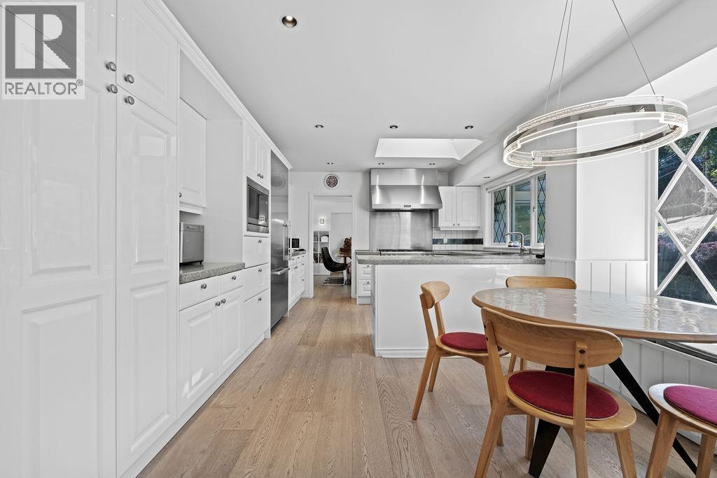 685 KING GEORGES WAY, West Vancouver