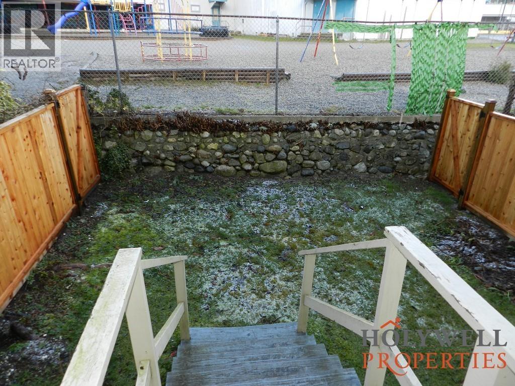 15 765 SCHOOL ROAD, Gibsons