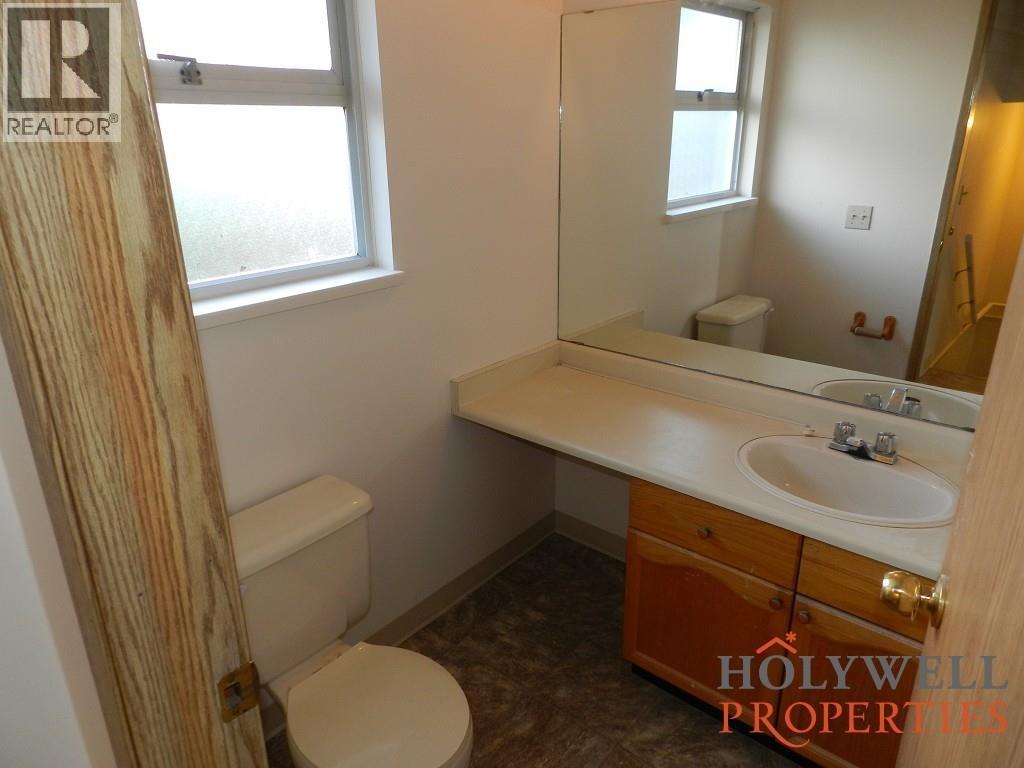 15 765 SCHOOL ROAD, Gibsons