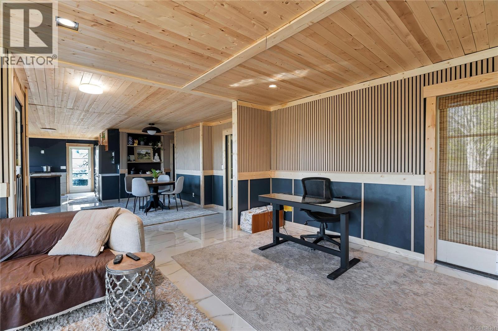  3580 Doncaster Drive, Saanich