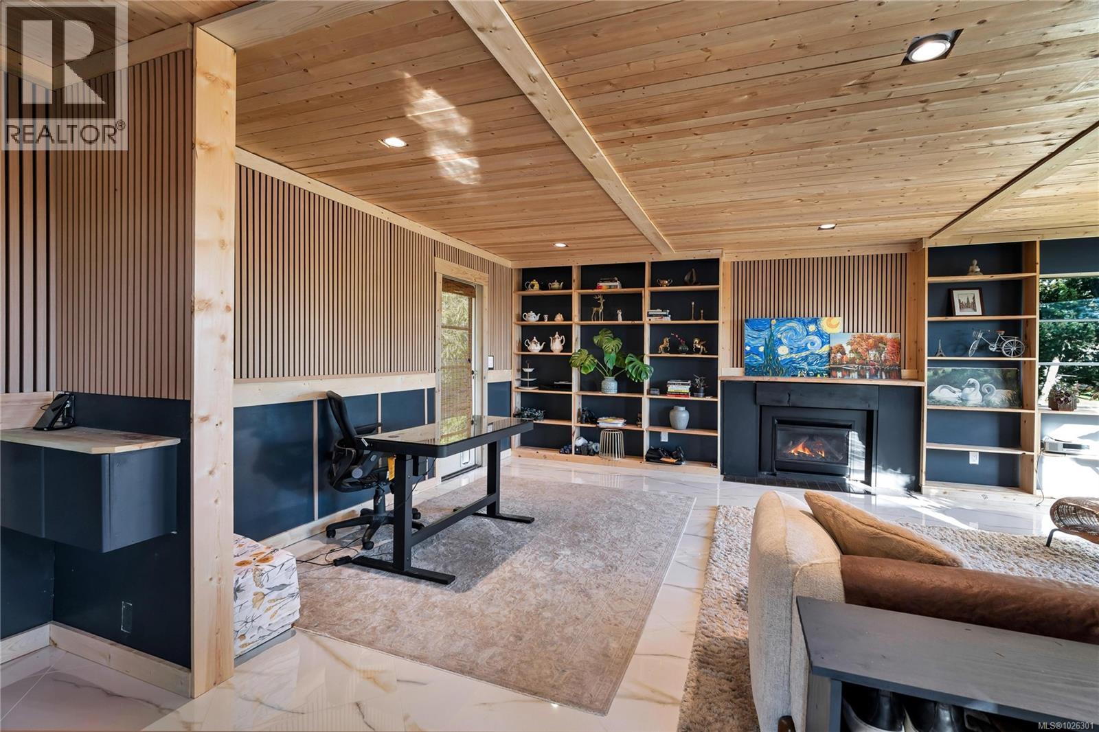  3580 Doncaster Drive, Saanich