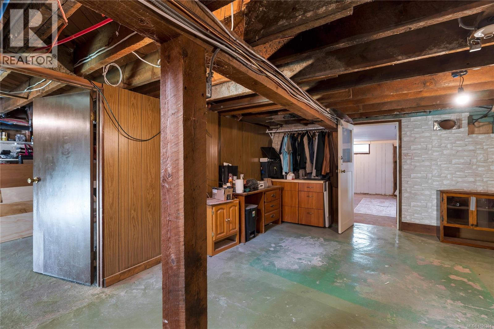  3580 Doncaster Drive, Saanich