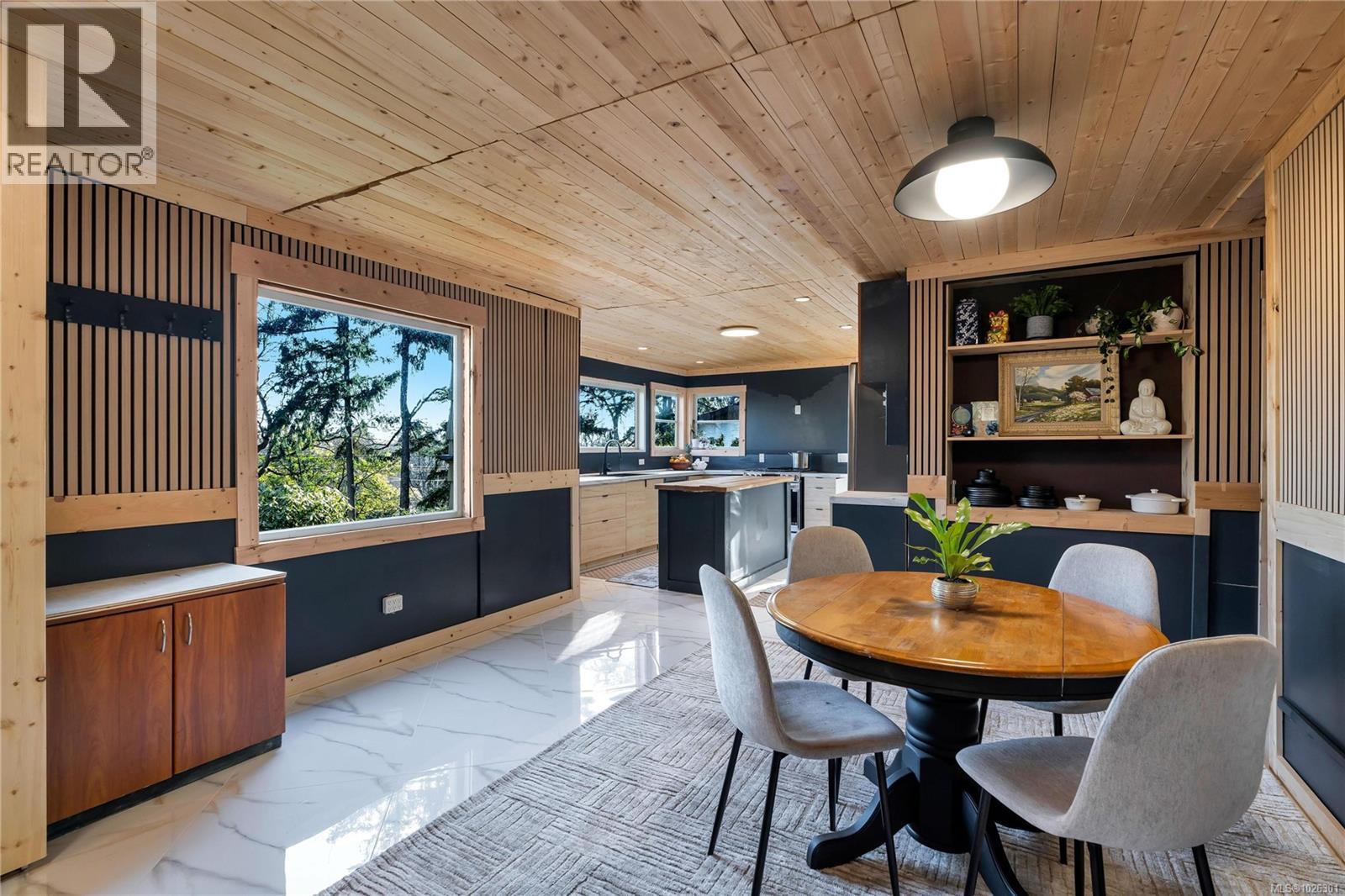  3580 Doncaster Drive, Saanich