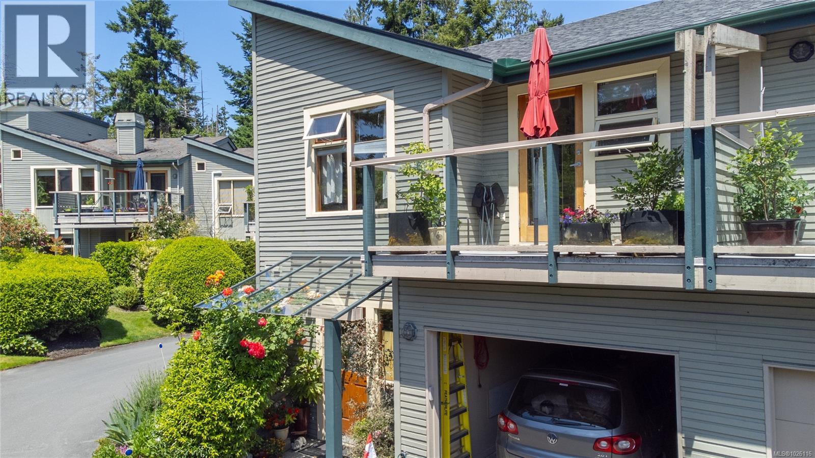#9 133 Corbett Rd - 1