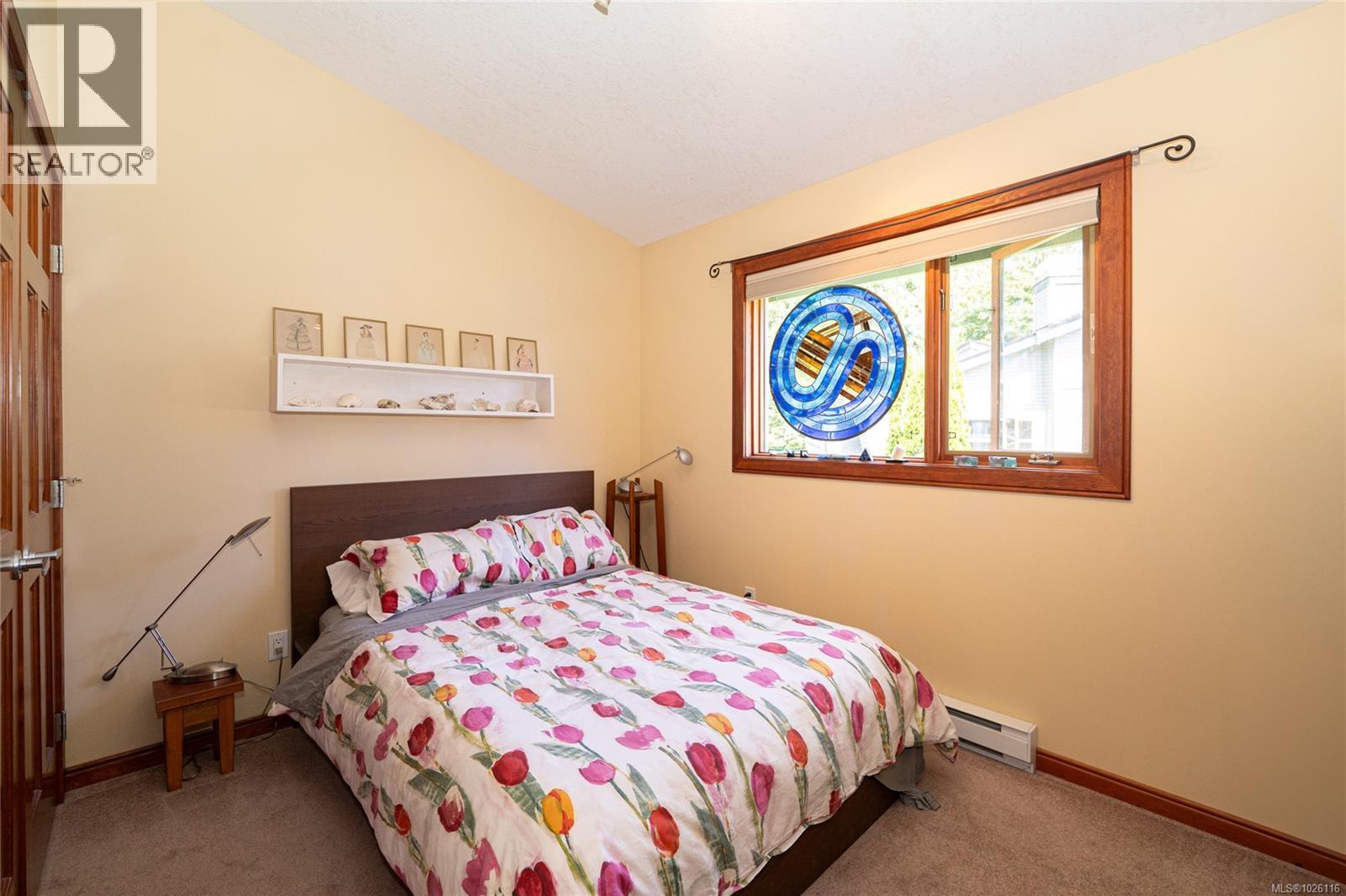 #9 133 Corbett Rd - 18