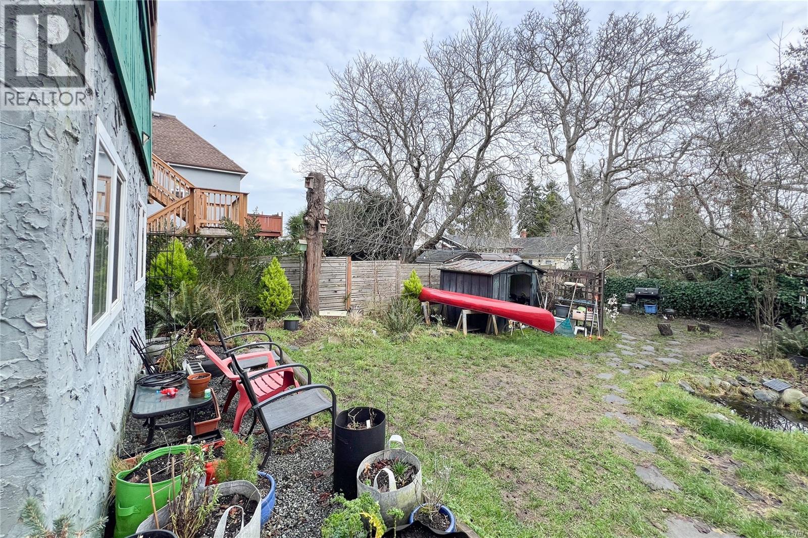  1709 Fernwood Road, Victoria