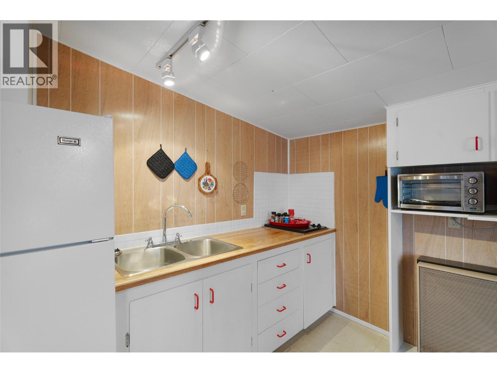  4119 Reid Road, Eagle Bay