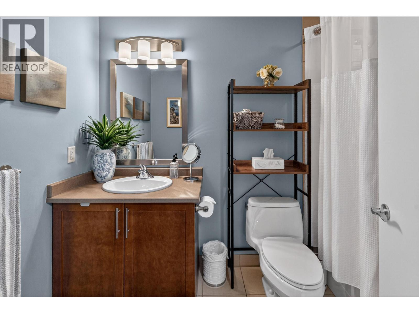 #410 1160 Bernard Avenue - 16