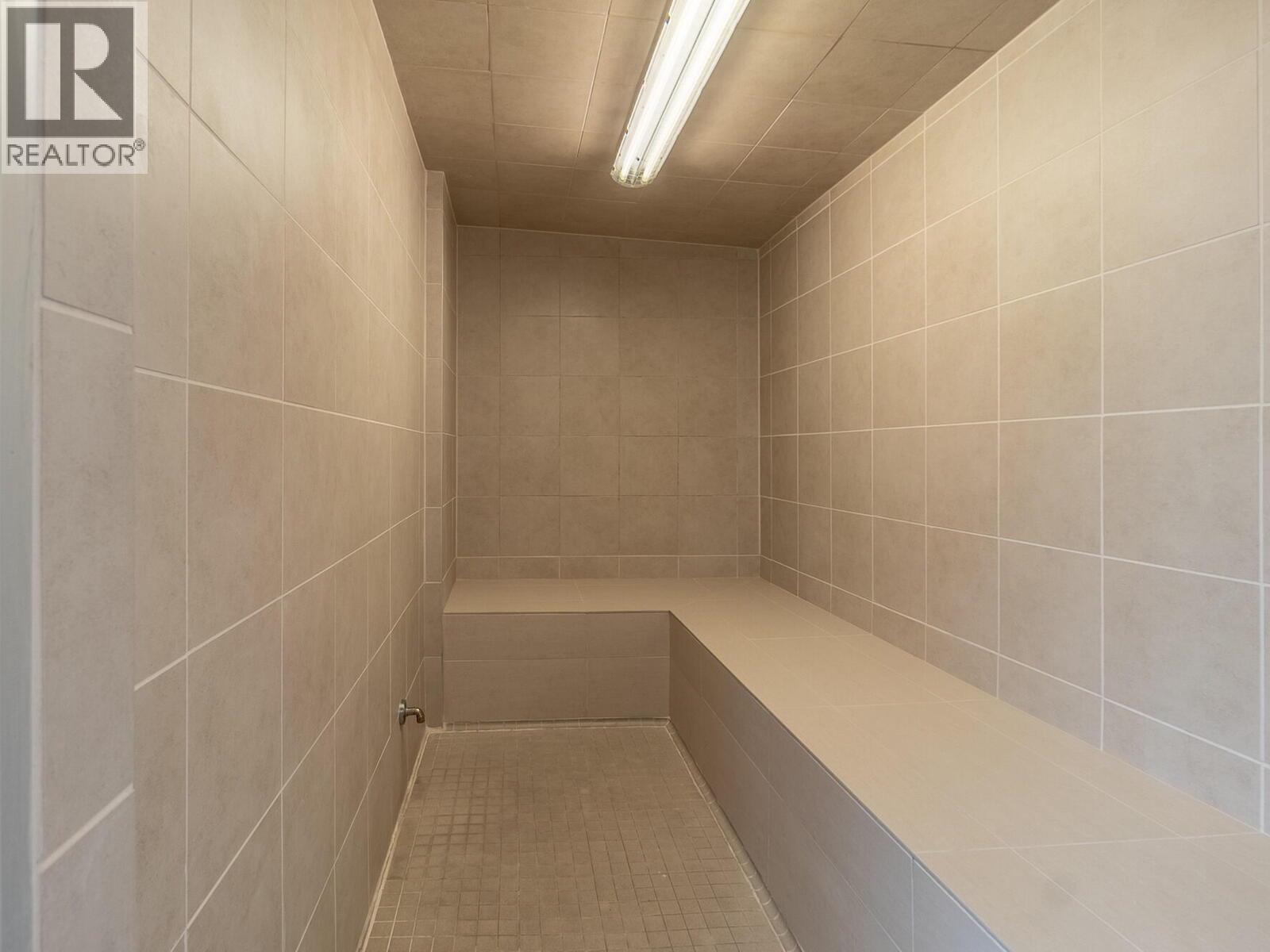 #410 1160 Bernard Avenue - 26