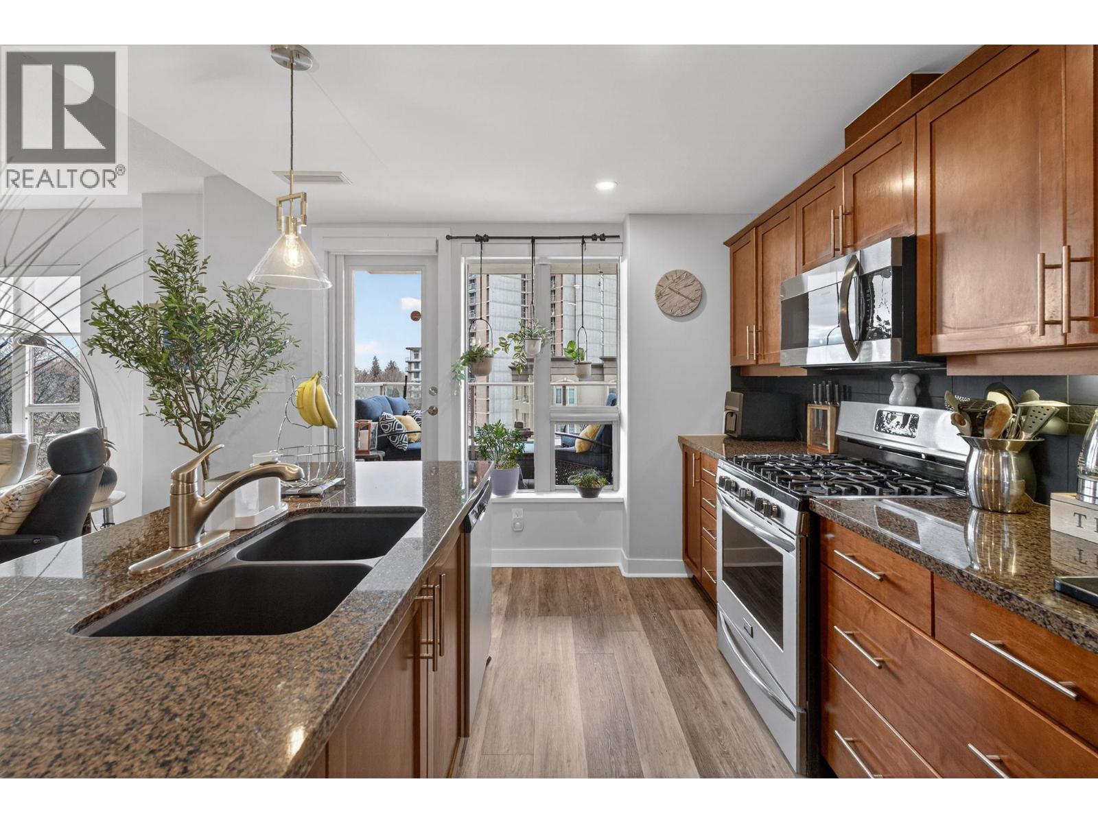 #410 1160 Bernard Avenue - 6